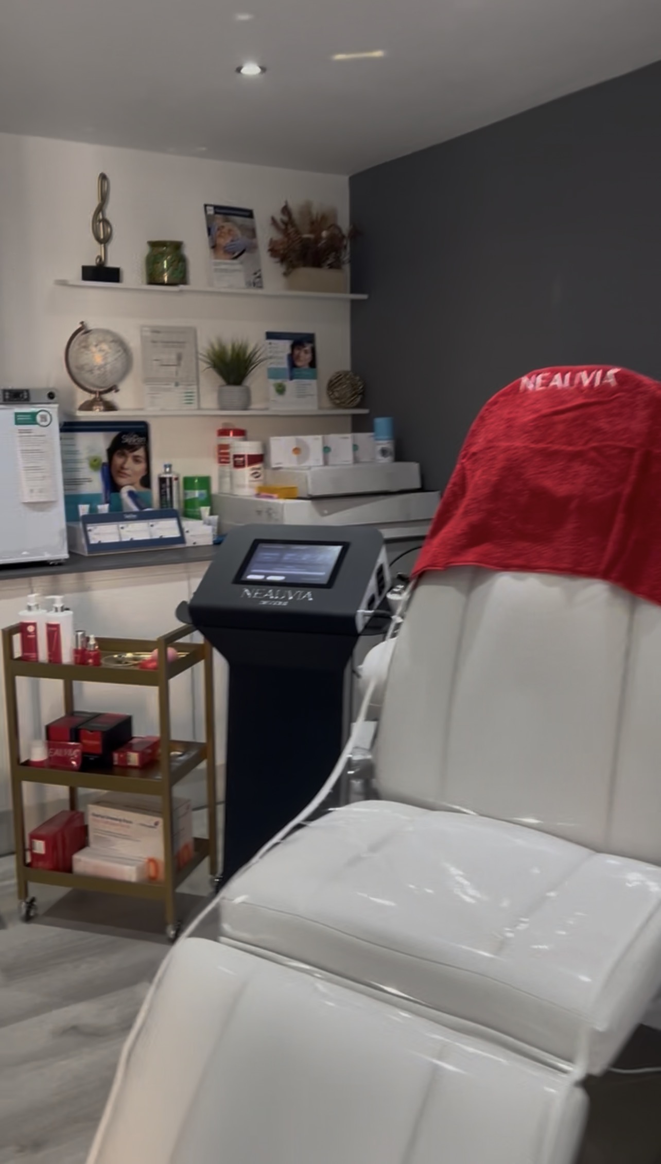 Sectum radiofrequency treatment at DermMED Aesthetics